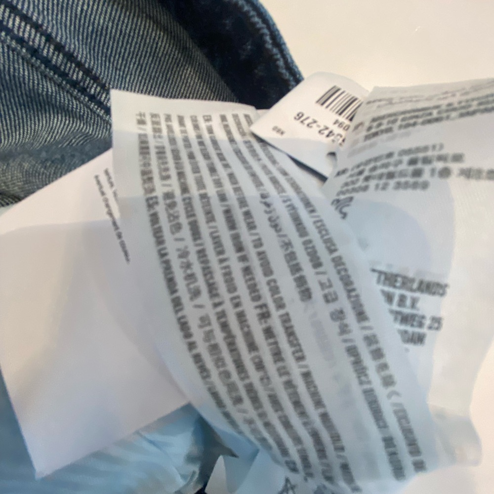 Brand new with tags! Hollister Women's Dark Blue Jeans - Picture 5 of 9
